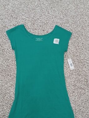 DownEast Emerald Green Scoop Neck Essential Tee Size Small